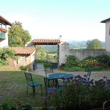 Chez Jacotte Et Elia Bed & Breakfast Saint-Galmier Dış mekan fotoğraf