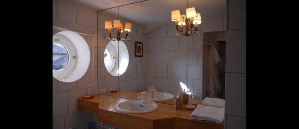 Chez Jacotte Et Elia Bed & Breakfast Saint-Galmier Dış mekan fotoğraf